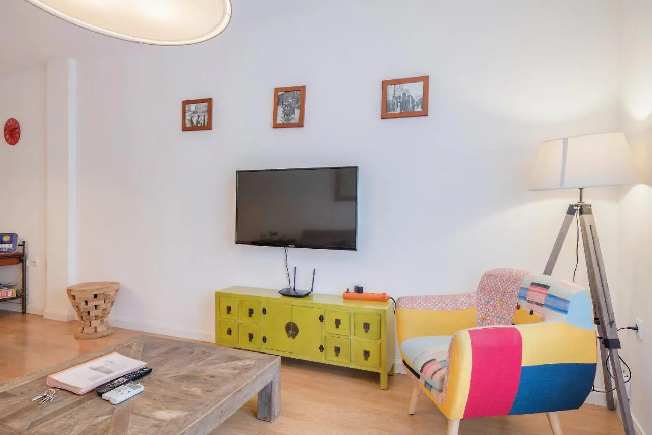 Urbanchicmalaga 3 Bedroom Spacious Quiet Historic Malaga Apt Spain