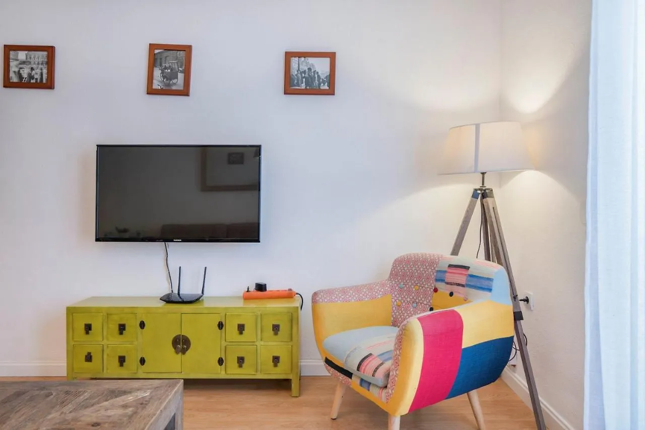 Urbanchicmalaga 3 Bedroom Spacious Quiet Historic Malaga Apt 0*,  Spain