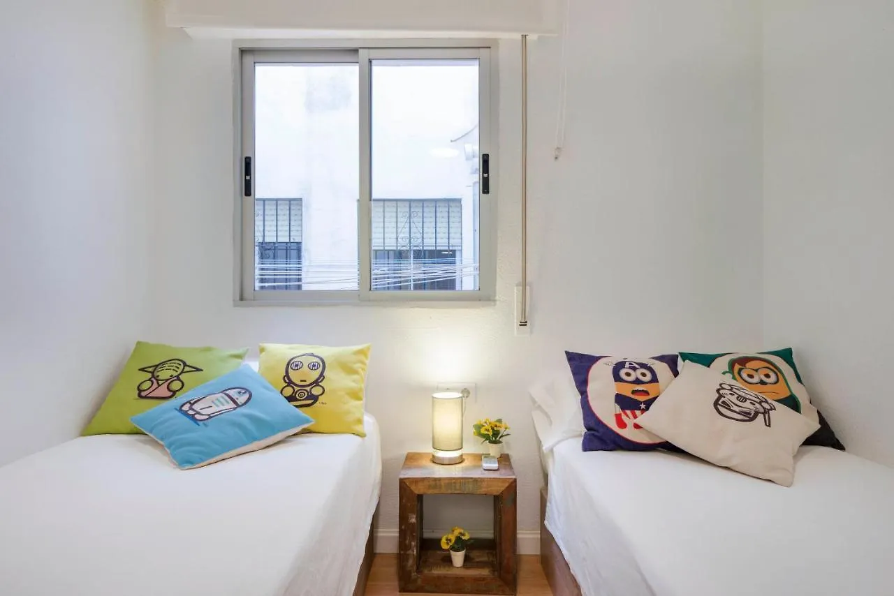 Urbanchicmalaga 3 Bedroom Spacious Quiet Historic Malaga Apt
