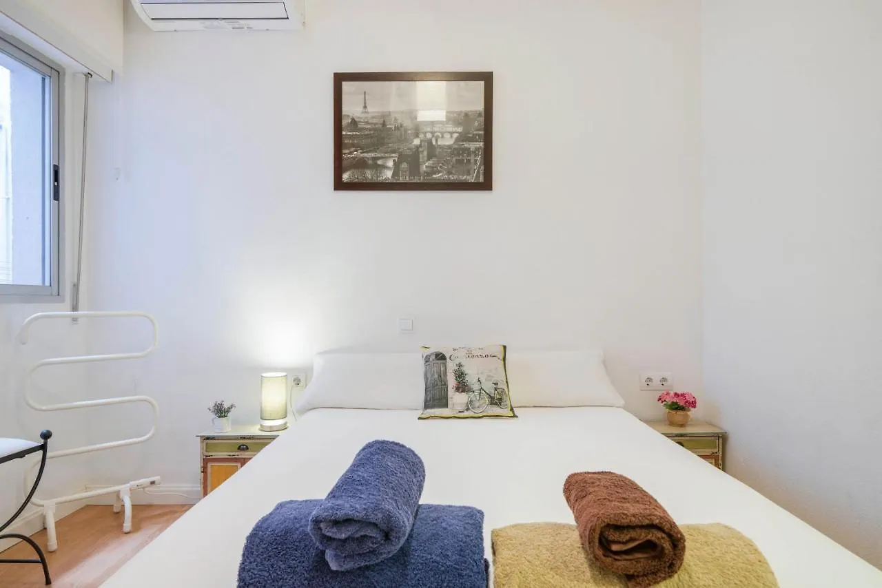 Apartment Urbanchicmalaga 3 Bedroom Spacious Quiet Historic Malaga Apt