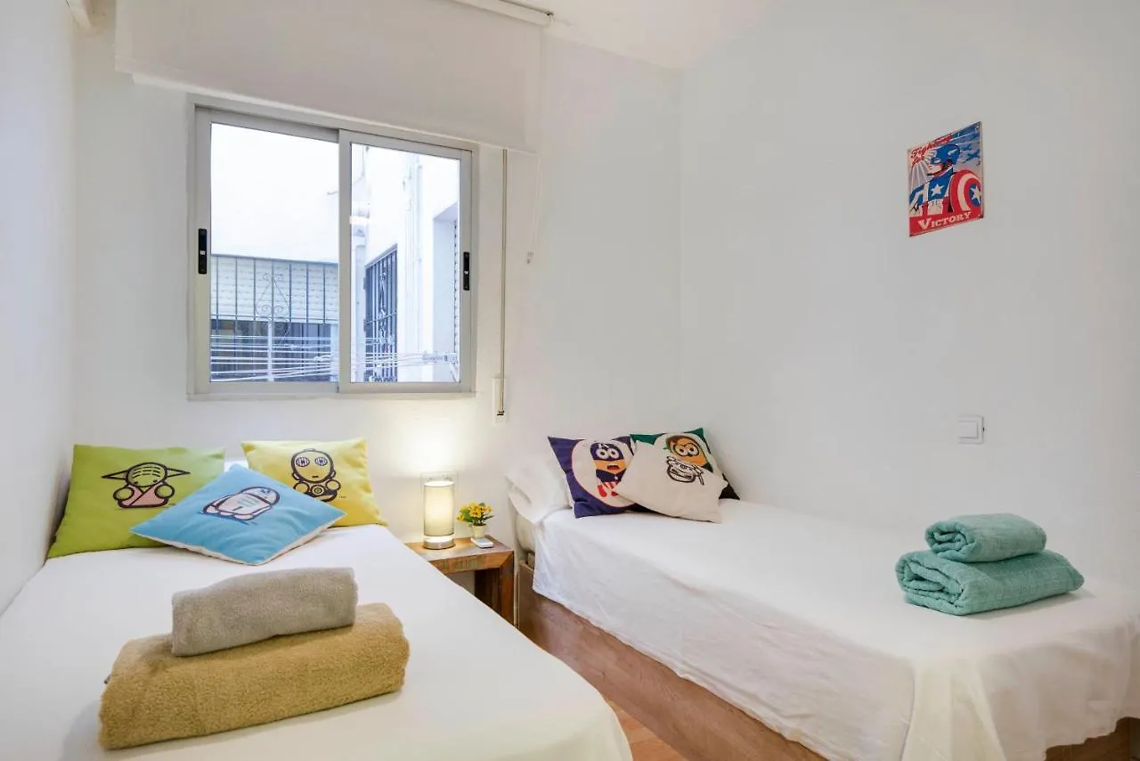 Urbanchicmalaga 3 Bedroom Spacious Quiet Historic Malaga Apt Spain