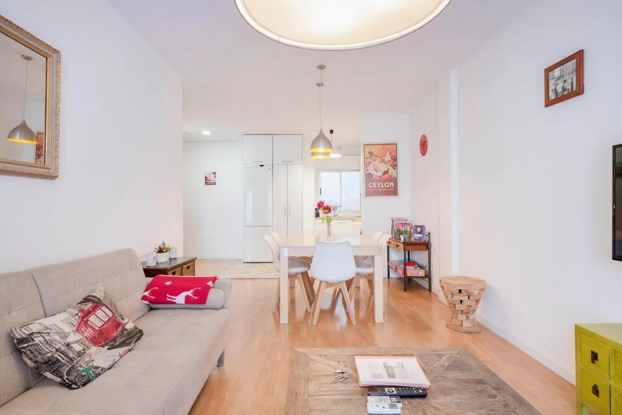 Urbanchicmalaga 3 Bedroom Spacious Quiet Historic Malaga Apt Spain